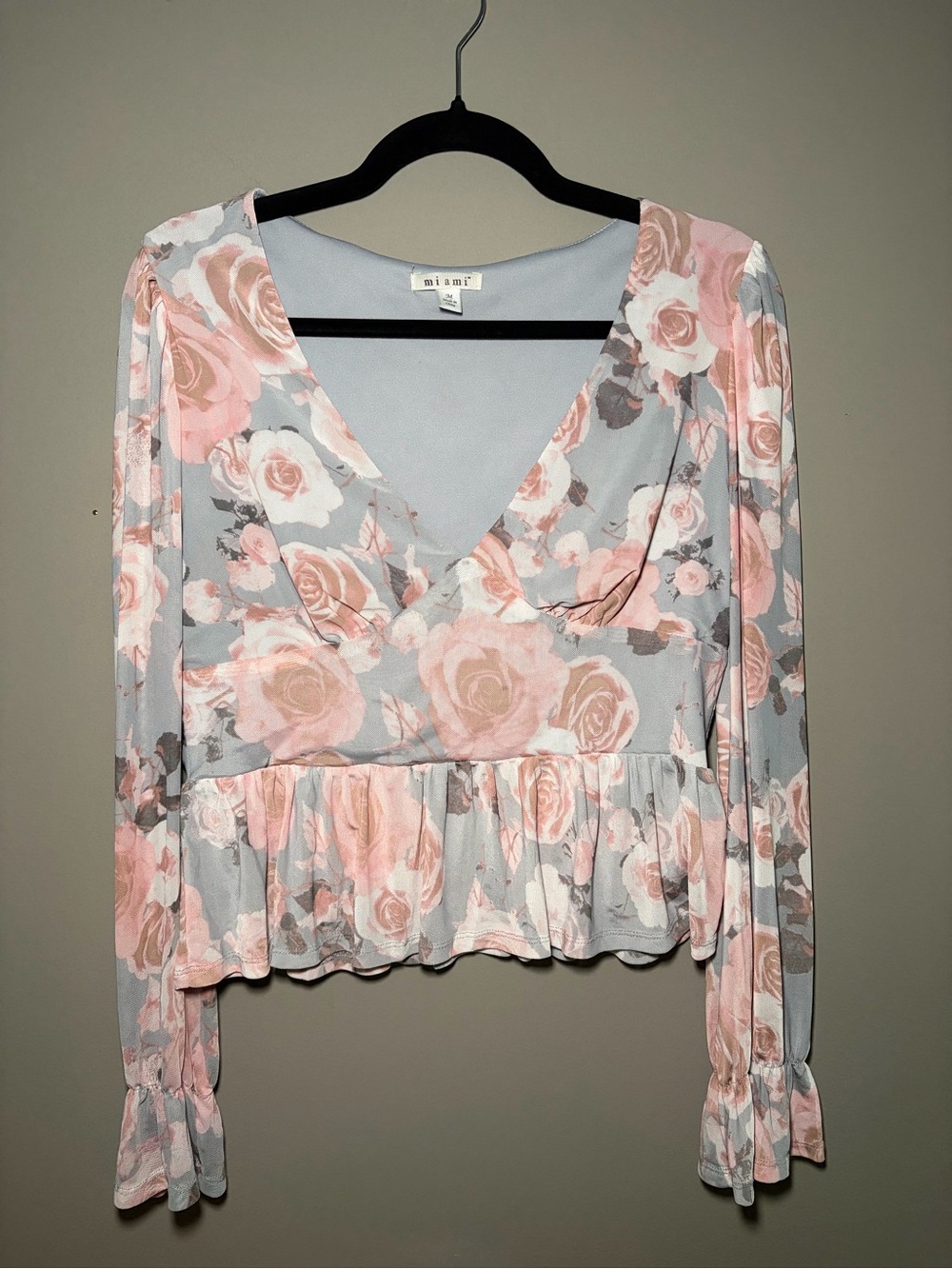 miami Francesca’s Pink Floral Peplum Long-Sleeve Top Medium Coquette Romantic